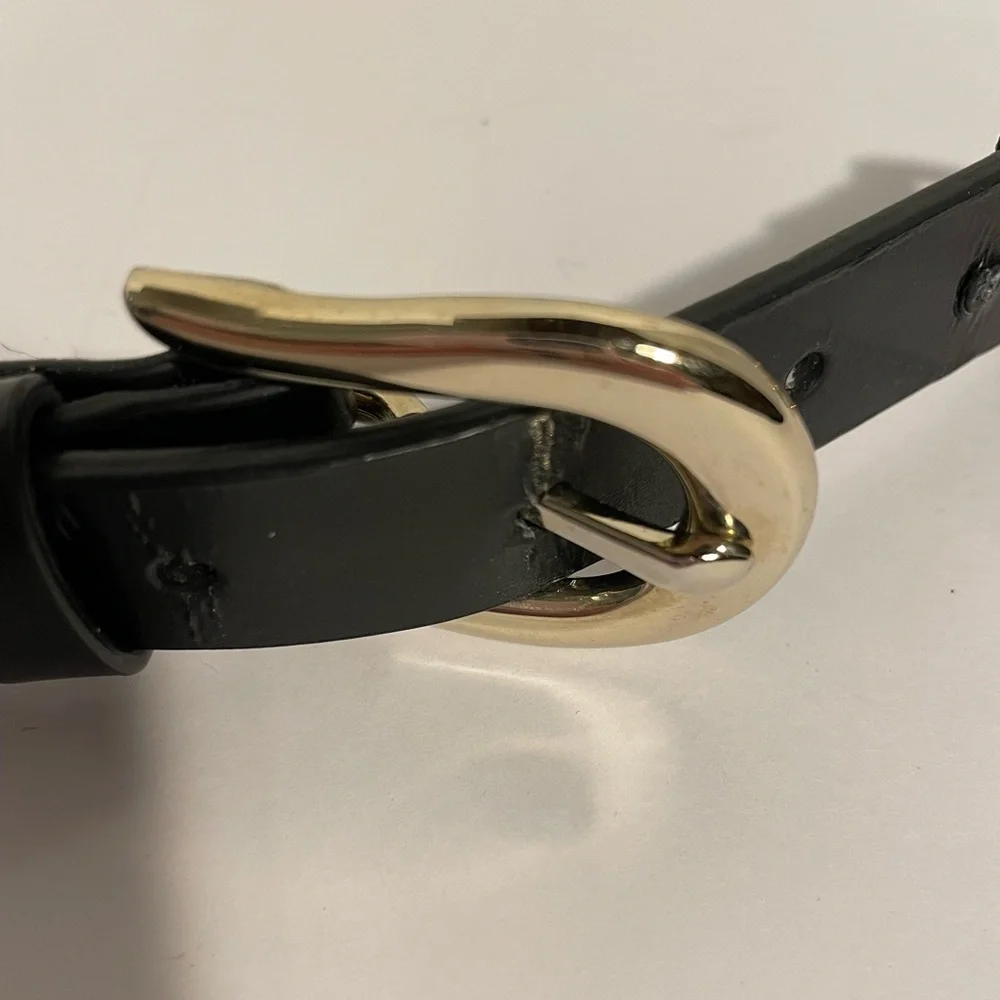 Belt and gold metal women’s belt